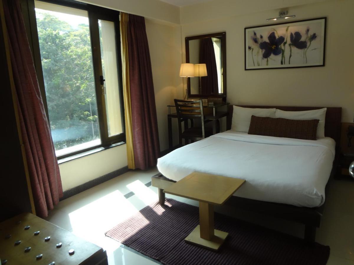 Hotel Sapna Marine Βομβάη Εξωτερικό φωτογραφία